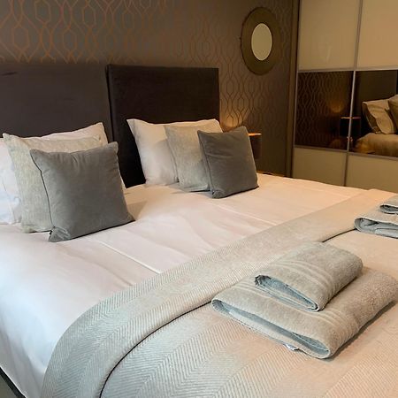 #8 Brunel House Luxury Apartment In Great Malvern Bagian luar foto