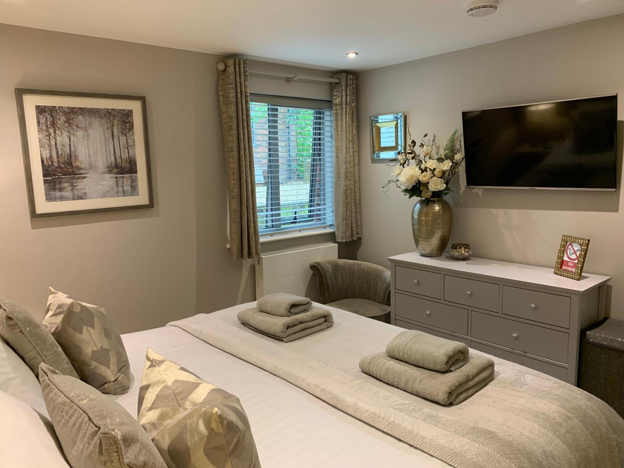 #8 Brunel House Luxury Apartment In Great Malvern Bagian luar foto