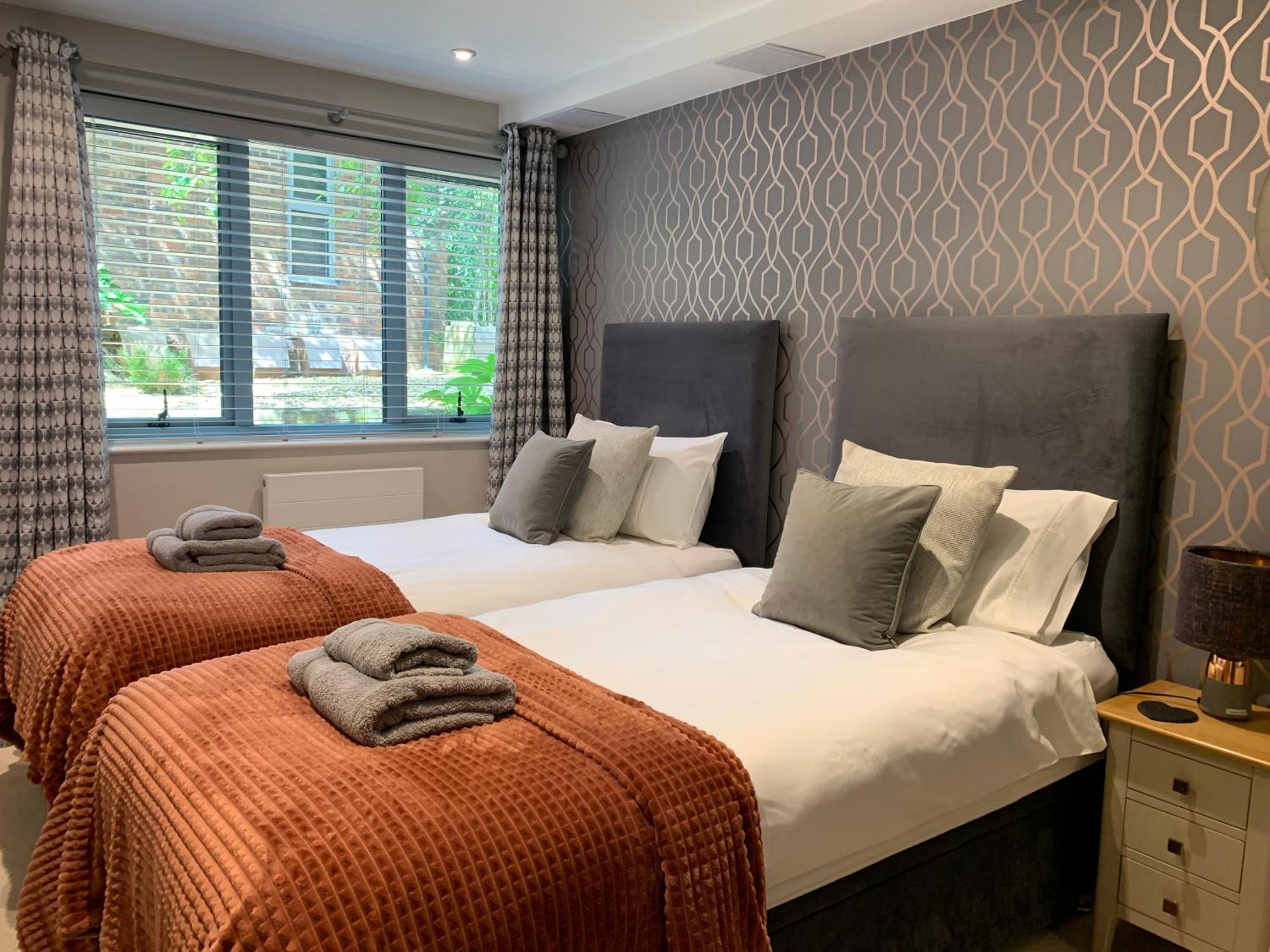 #8 Brunel House Luxury Apartment In Great Malvern Bagian luar foto