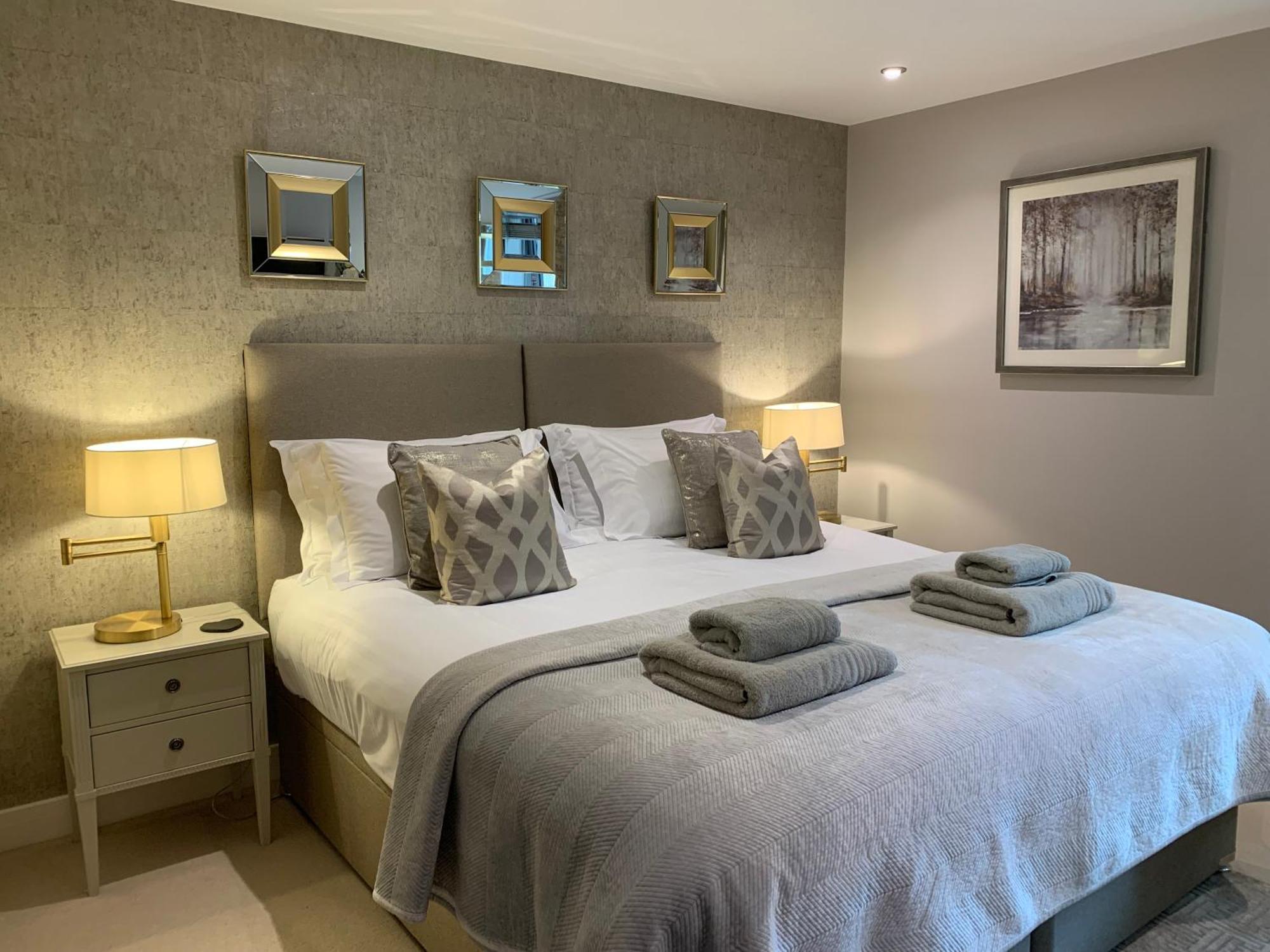 #8 Brunel House Luxury Apartment In Great Malvern Bagian luar foto