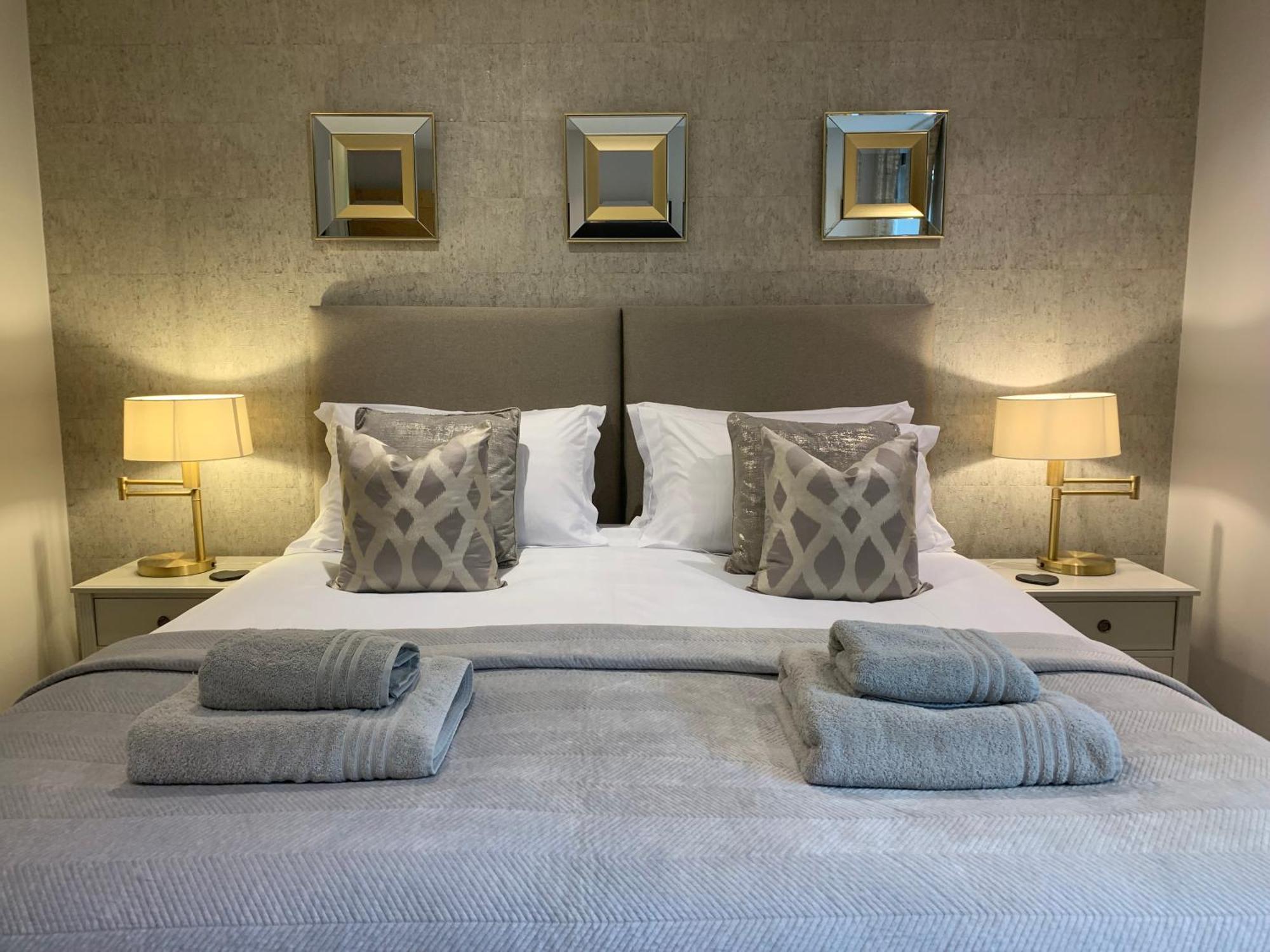 #8 Brunel House Luxury Apartment In Great Malvern Bagian luar foto